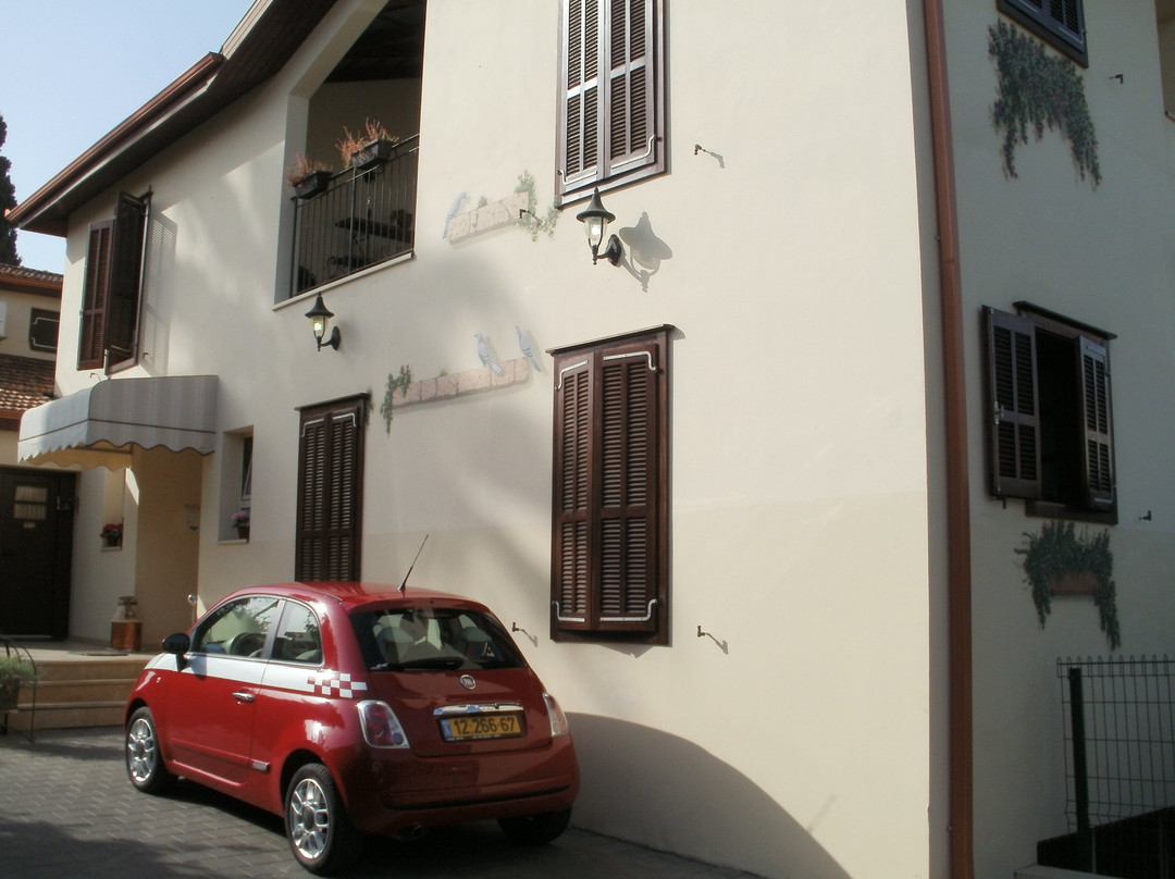 Hapina Shel Michal主图