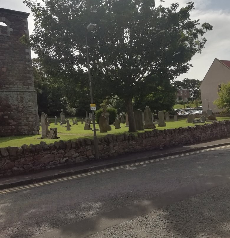 North Berwick, Kirk Ports, Old Parish Church and Churchyard景点图片