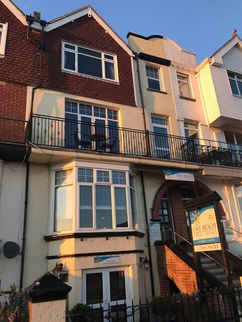 East Beach Guest House主图