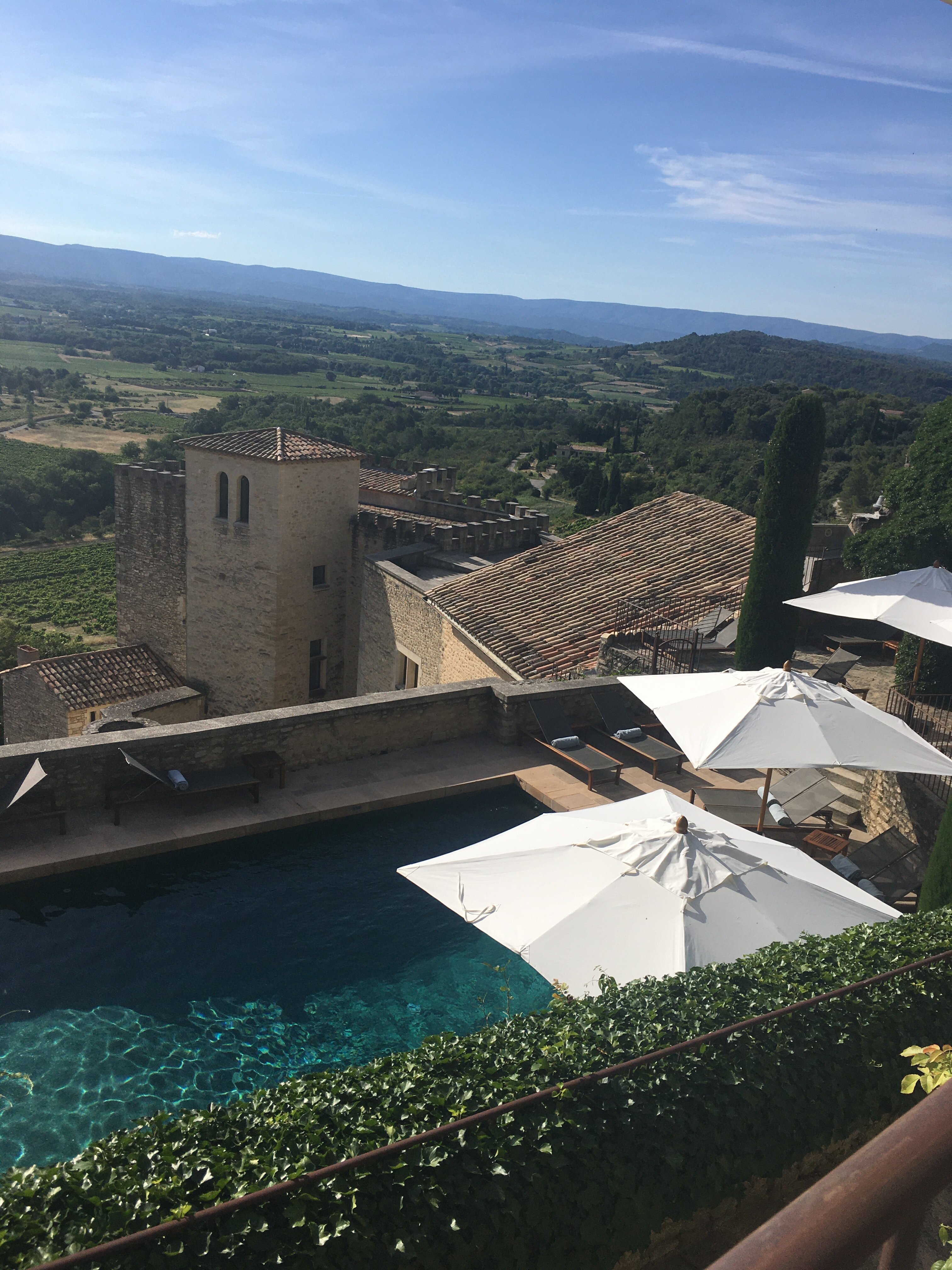 Hôtel Crillon Le Brave-泳池