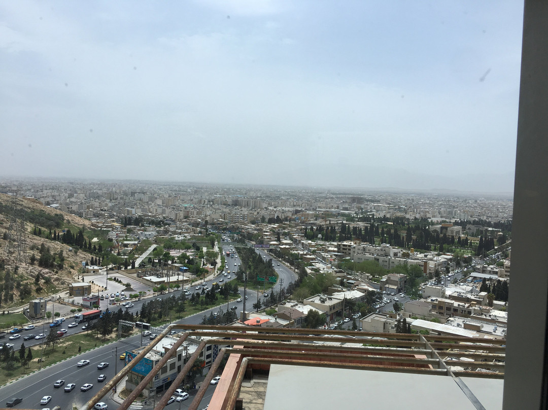 设拉子酒店主图