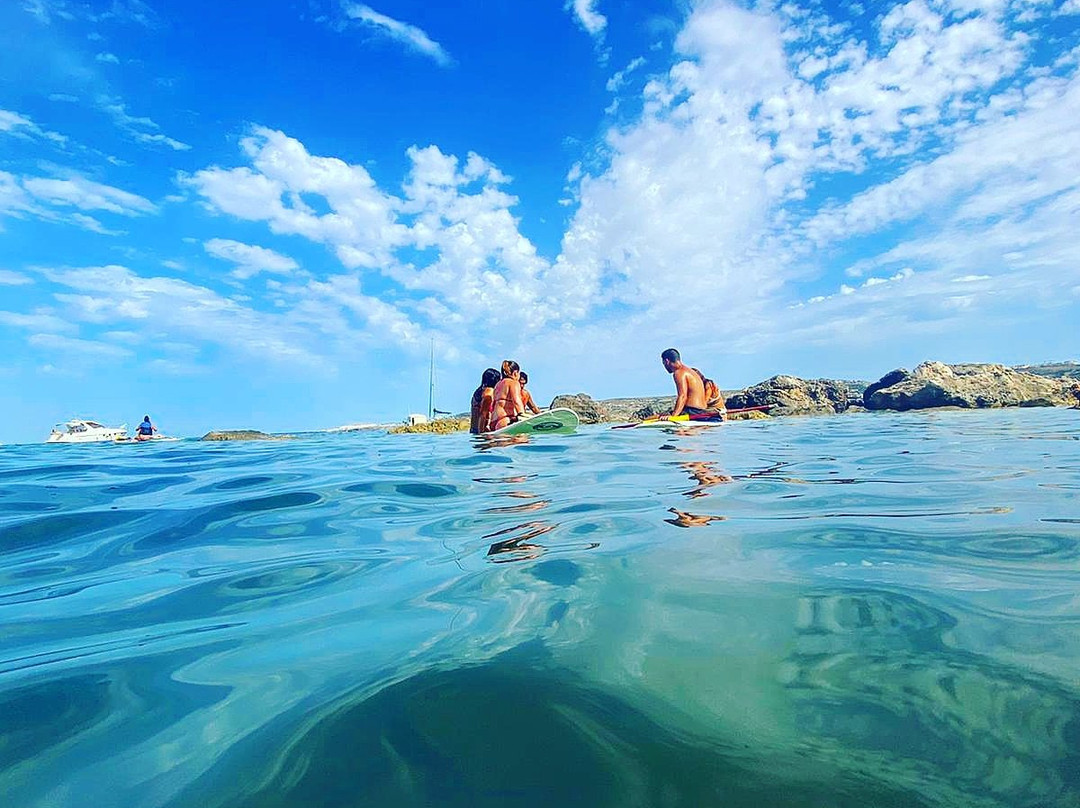 Surfing Malta-梅雷赫必去景点