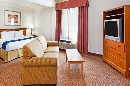 Mountain Inn & Suites主图