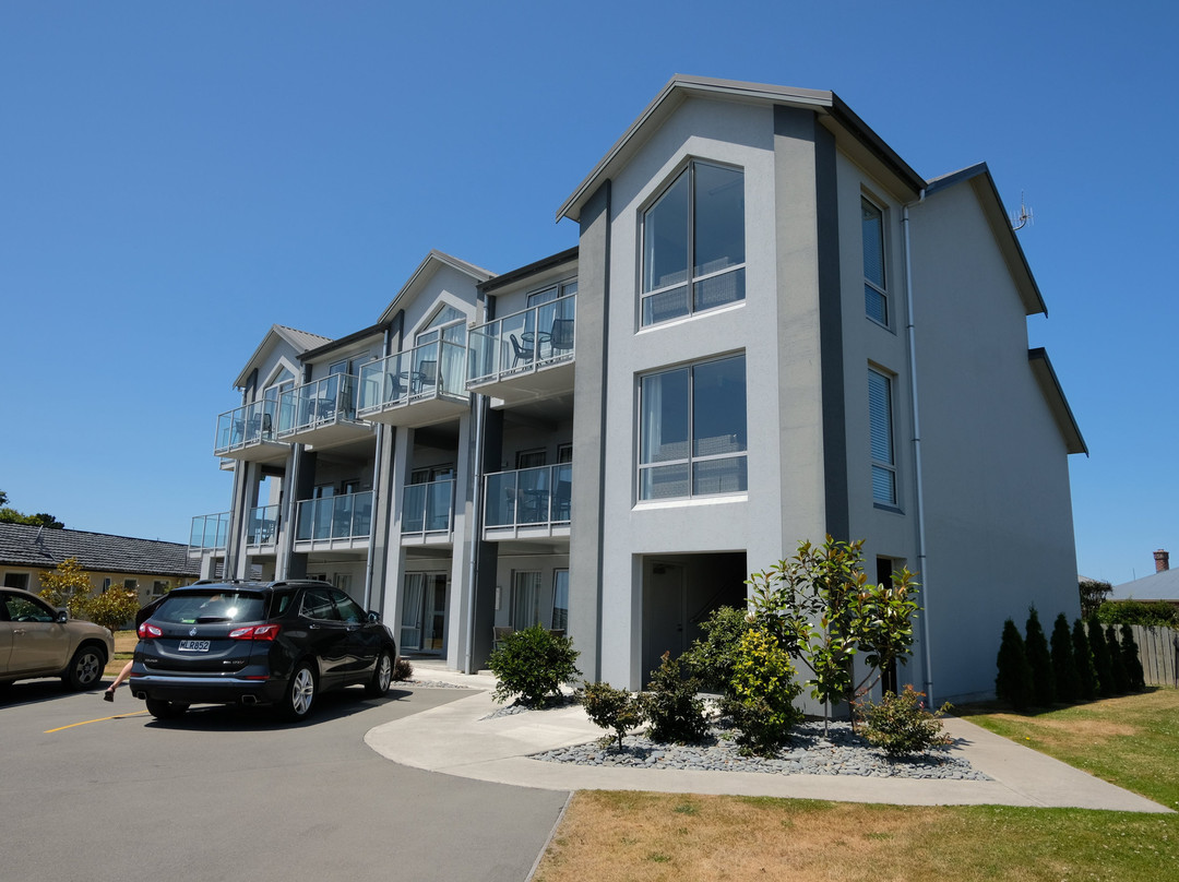 Coastal Ridge Apartments主图