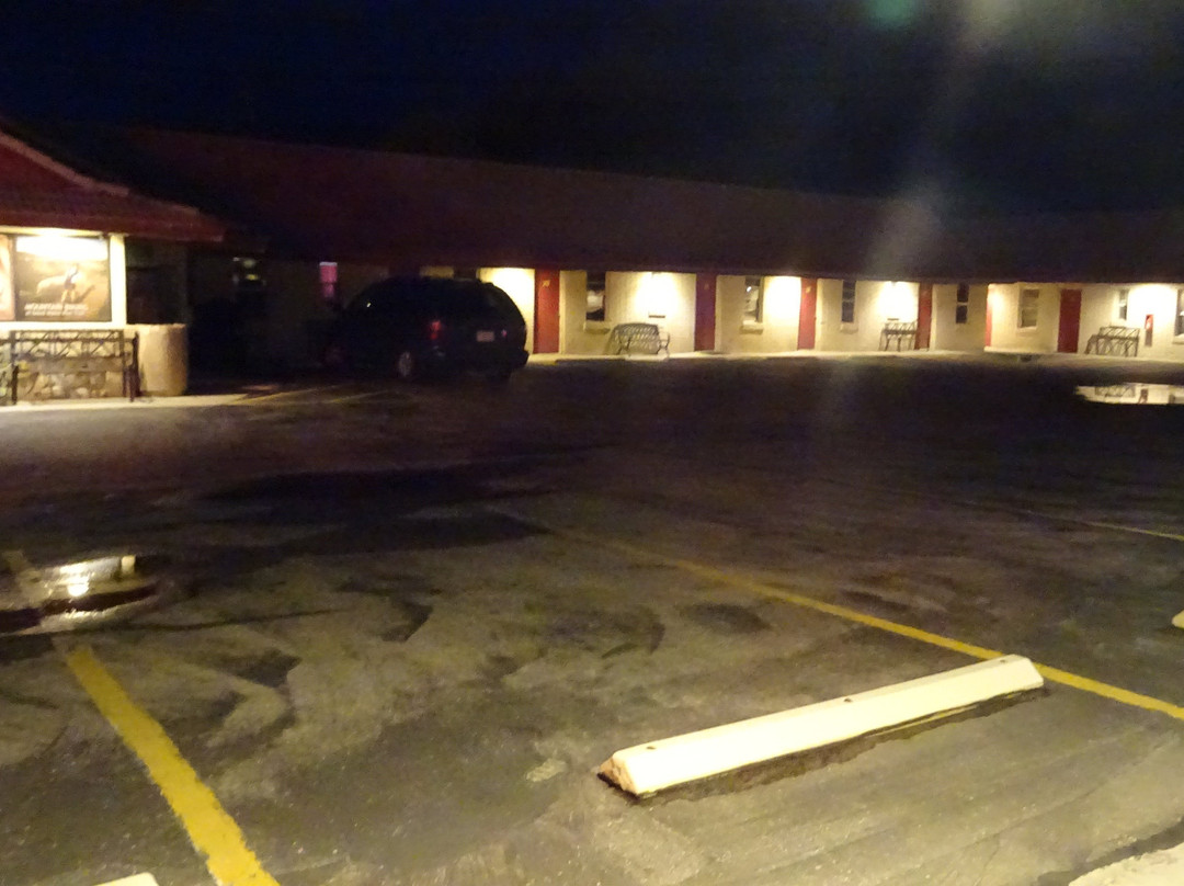 Robbers Roost Motel主图