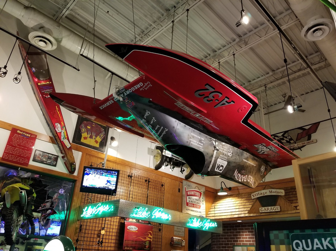 Quaker Steak & Lube - Colerain, OH景点图片