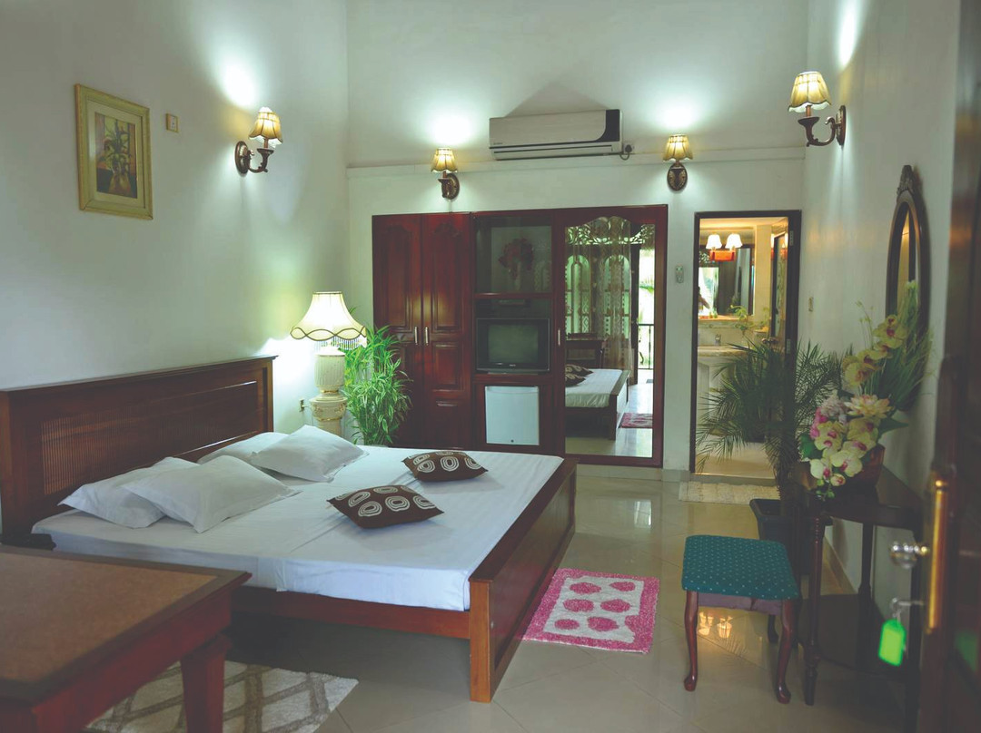 Thevni Holiday Resort and Reception Hall主图