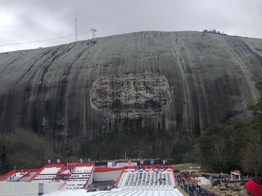 Snow Mountain at Stone Mountain Park-石山必去景点