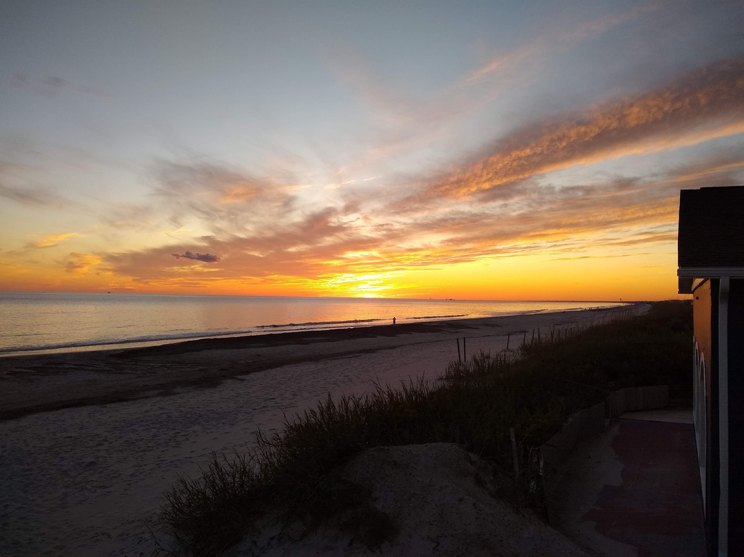Oak Island Pier景点图片