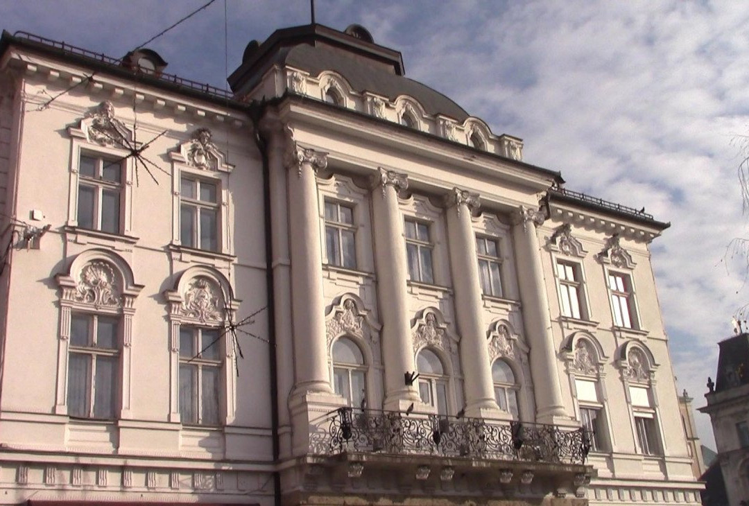Ljubljana Central Pharmacy Building-卢布尔雅那必去景点