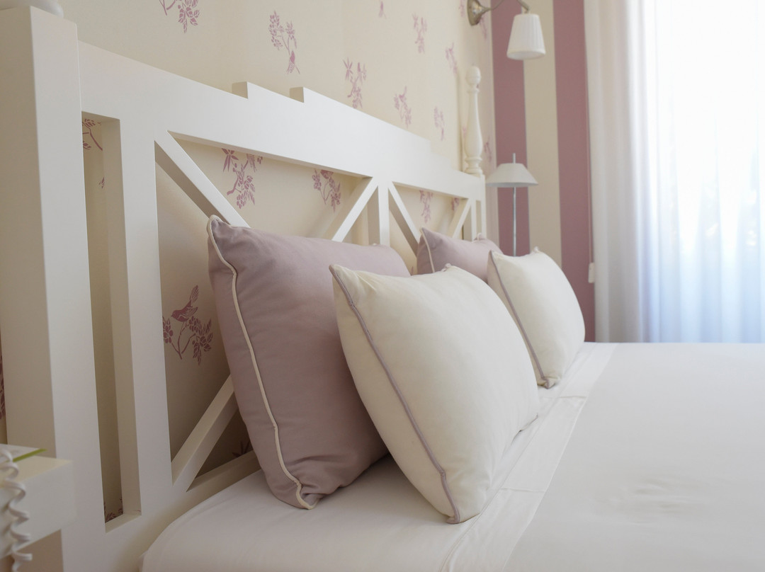 Sundial Gardens & Suites主图