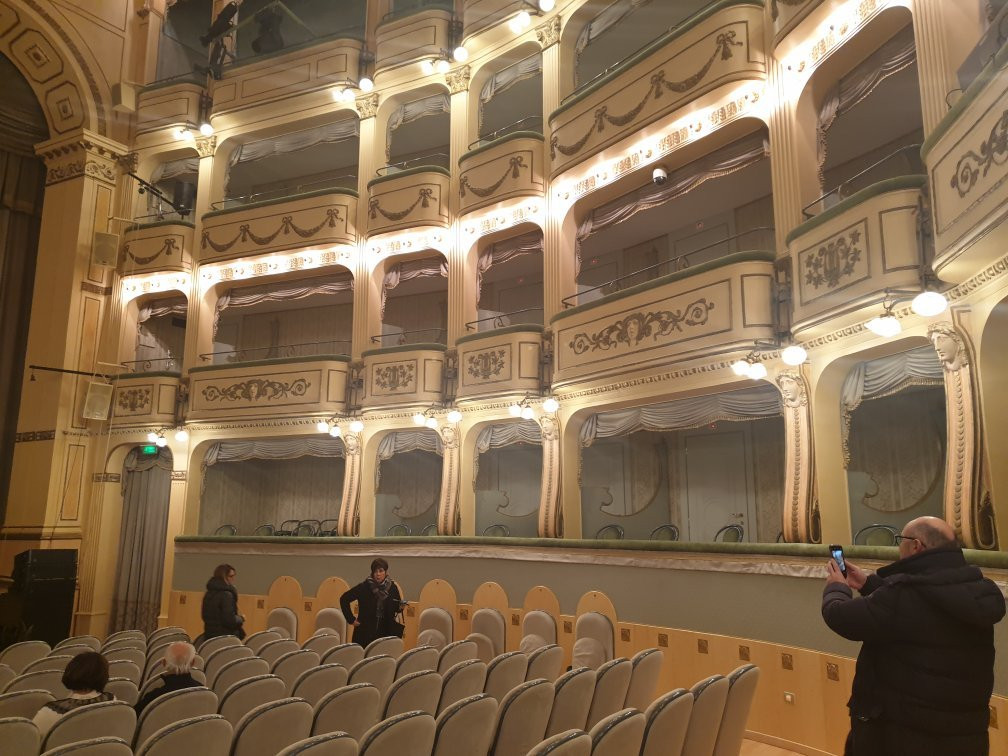 Teatro Savoia-坎波巴索必去景点