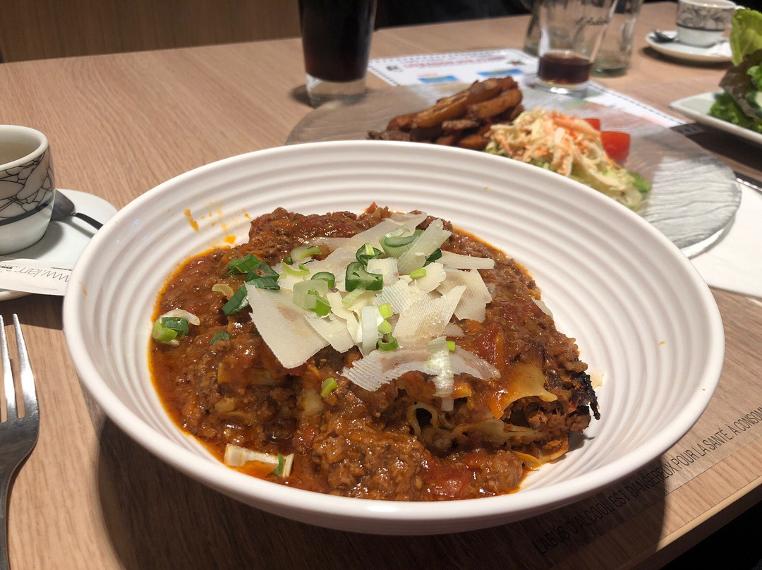 Aurons餐馆和美食-Cafe Tabac de la Plage