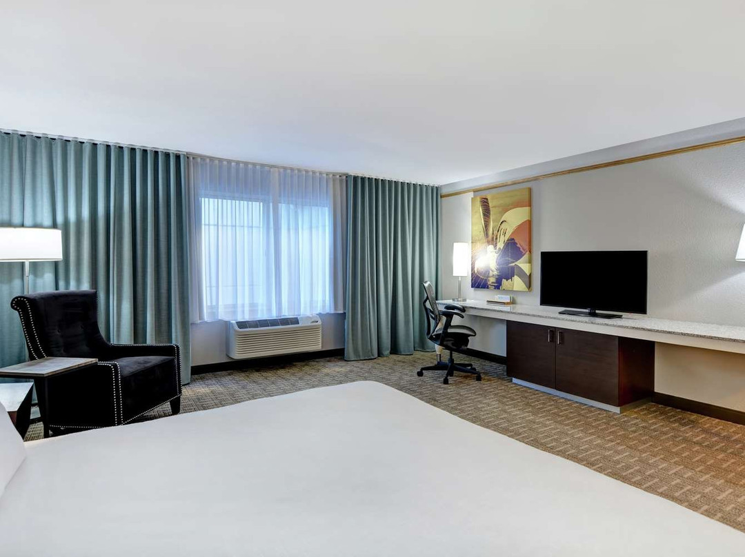 Hilton Garden Inn Oshkosh主图