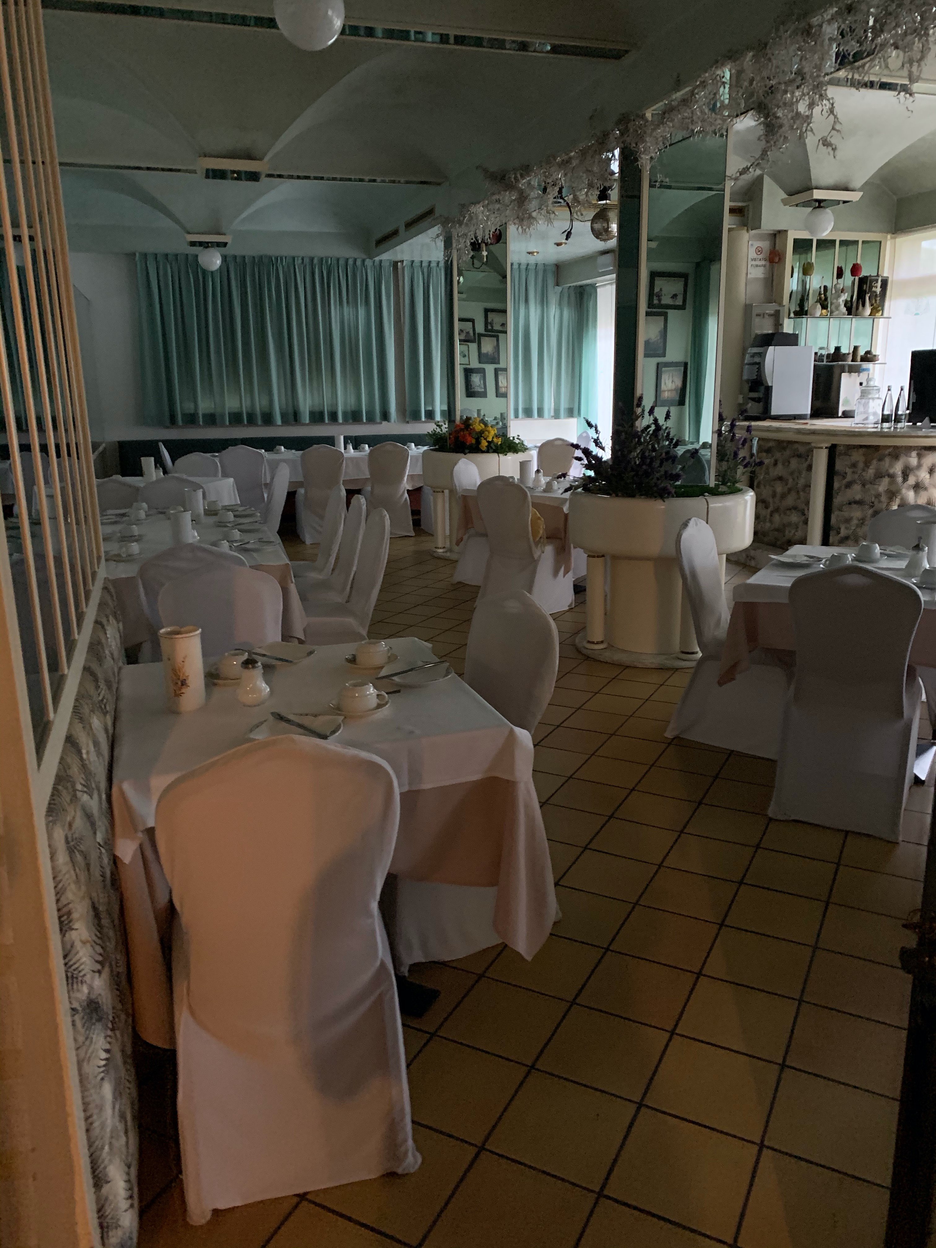 Al Gabbiano Hotel-餐饮