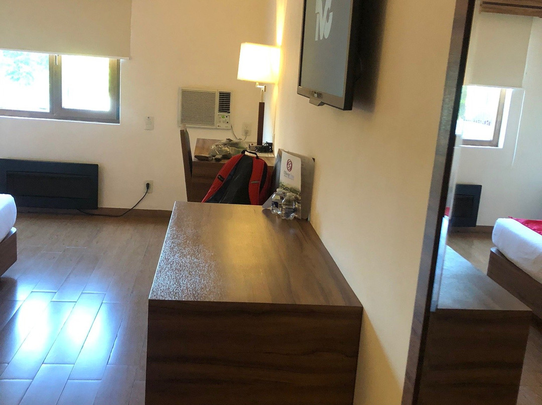 Hotel Oliver Inn主图