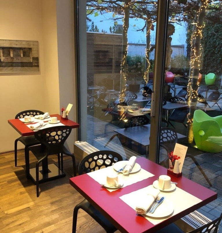 艺术商务酒店主图