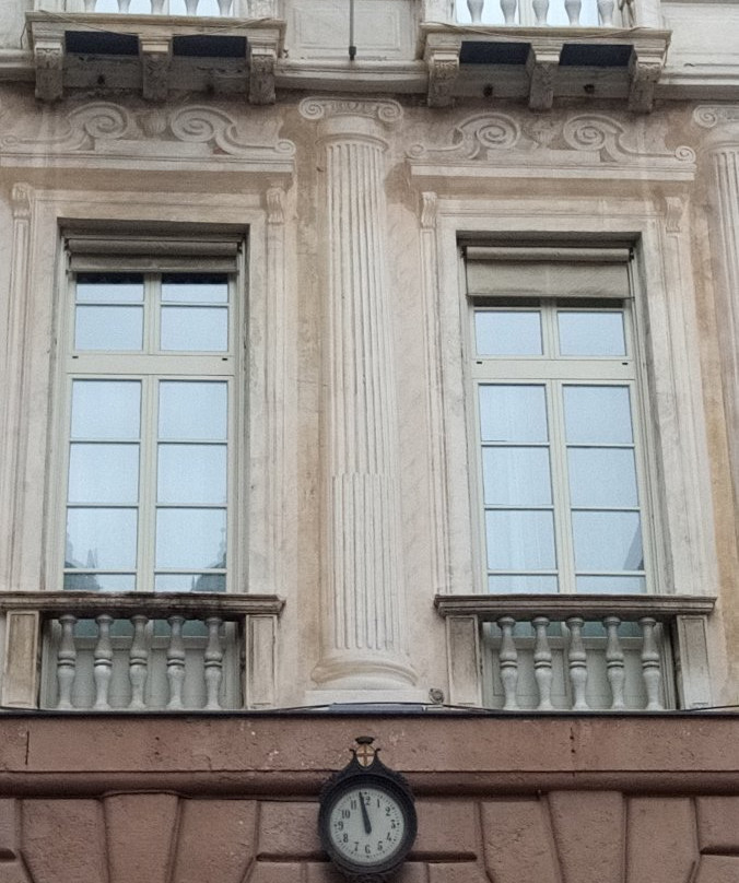 Piazza Banchi-热那亚必去景点