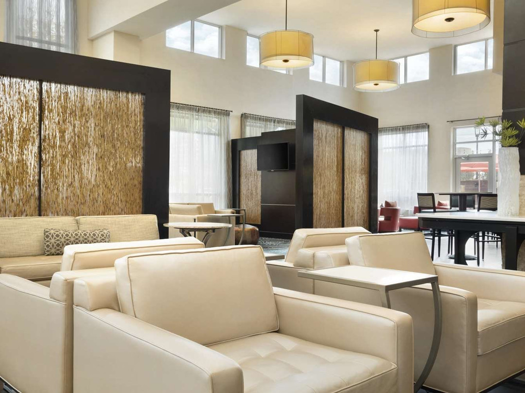 Embassy Suites by Hilton Jackson North Ridgeland主图