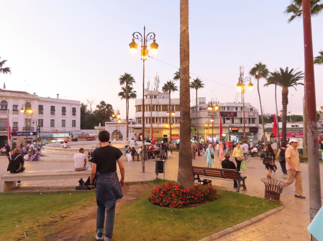 Place du Grand 9 Avril 1947-丹吉尔必去景点