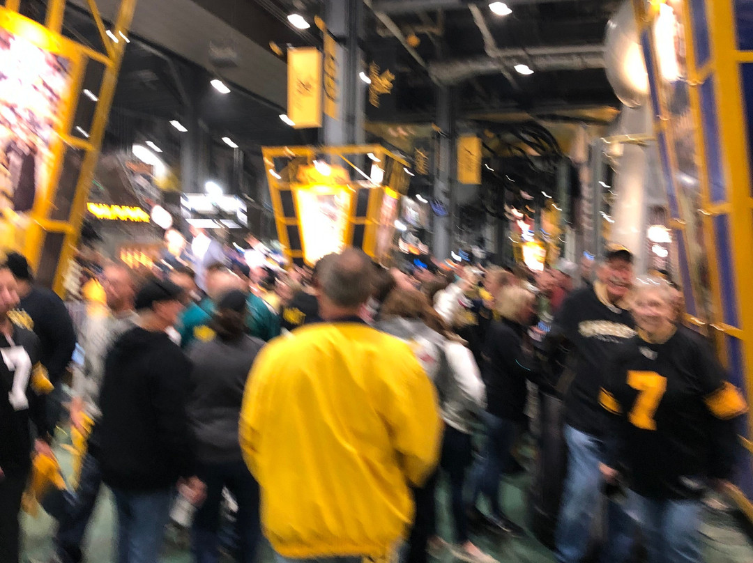 Acrisure Stadium Tours-匹兹堡必去景点