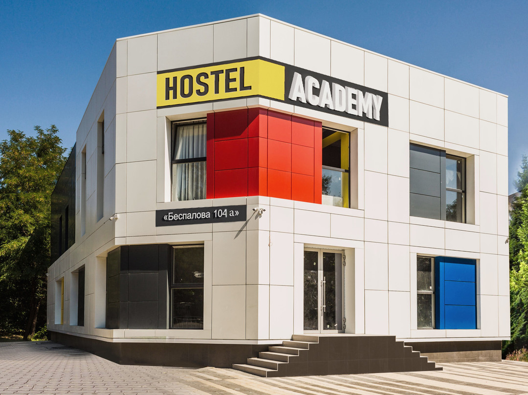 Hostel Academy
