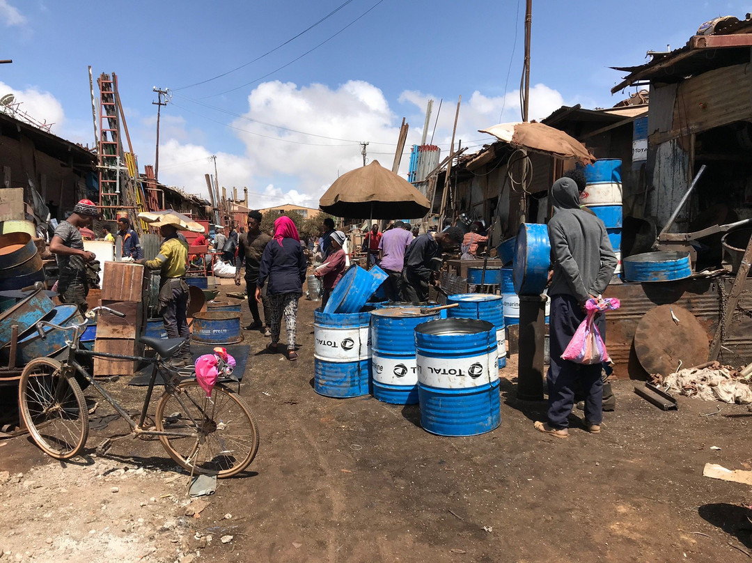 Medebar Market-阿斯玛拉必去景点