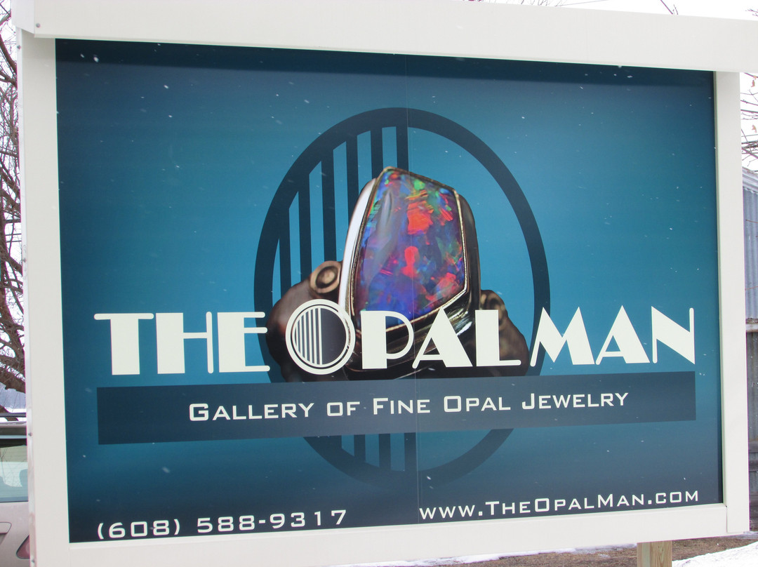 The Opal Man景点图片