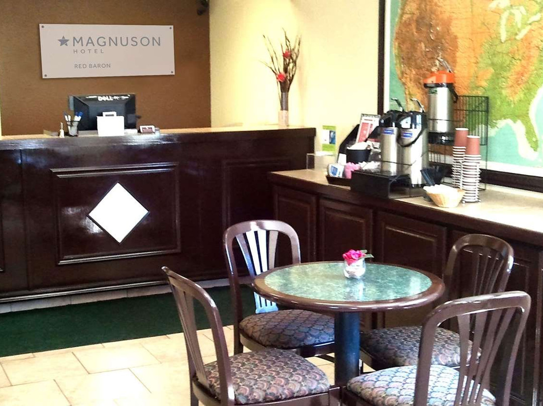 Magnuson Hotel Red Baron主图