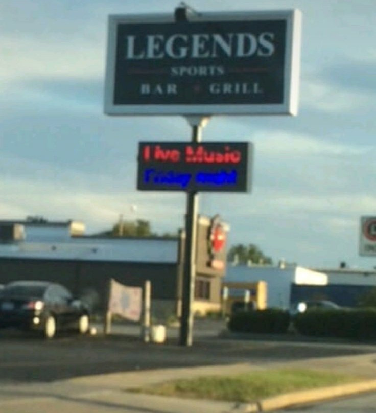 Downs旅游景点-Legends Sports Bar and Grill