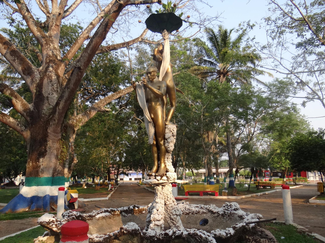 Central Park of Guaviare景点图片