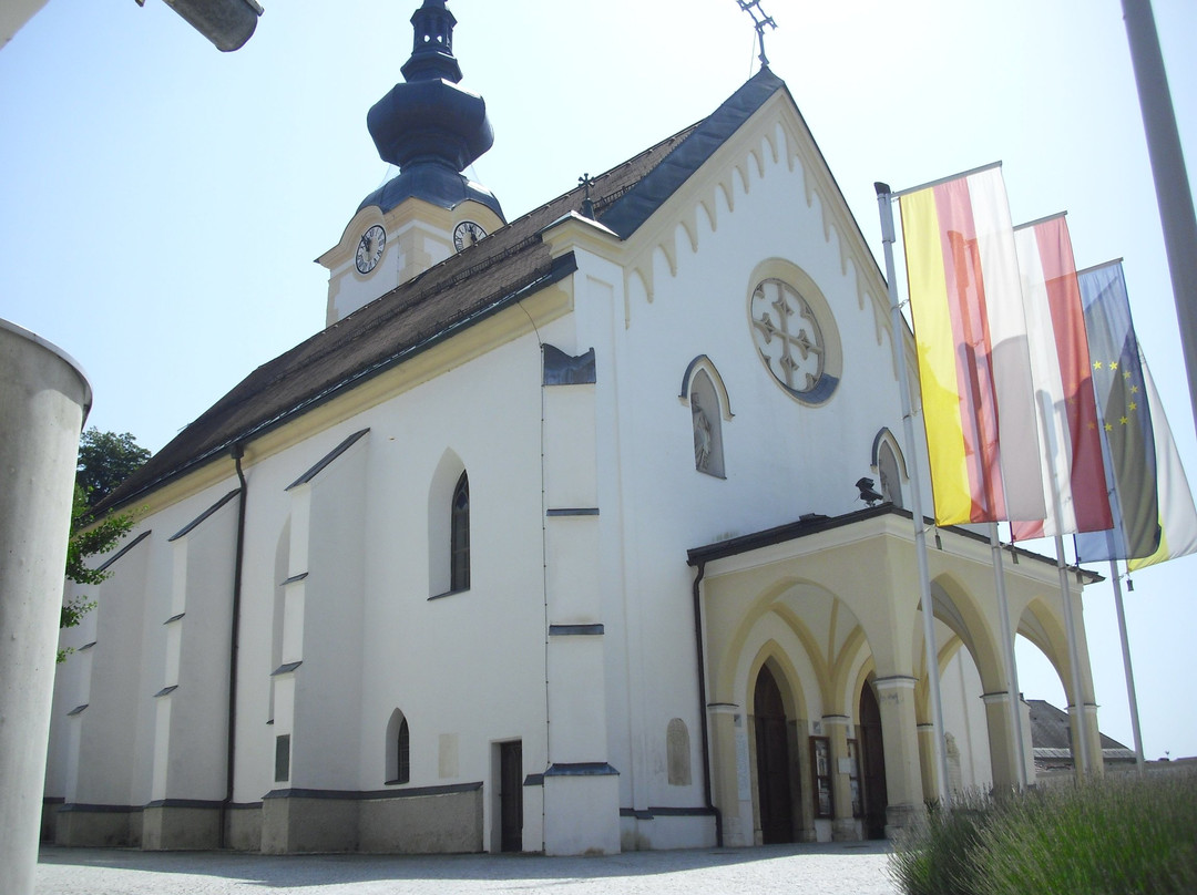 Stadtpfarrkirche "Hl. Petrus und Paulus"景点图片