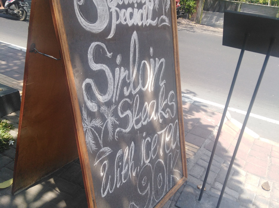 Lovinalife Room & Cafe主图