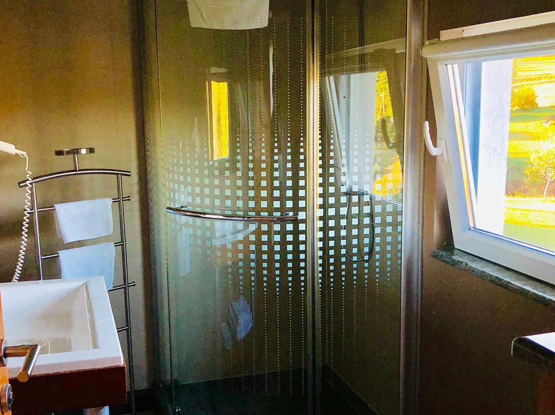 House Biba & Leona主图