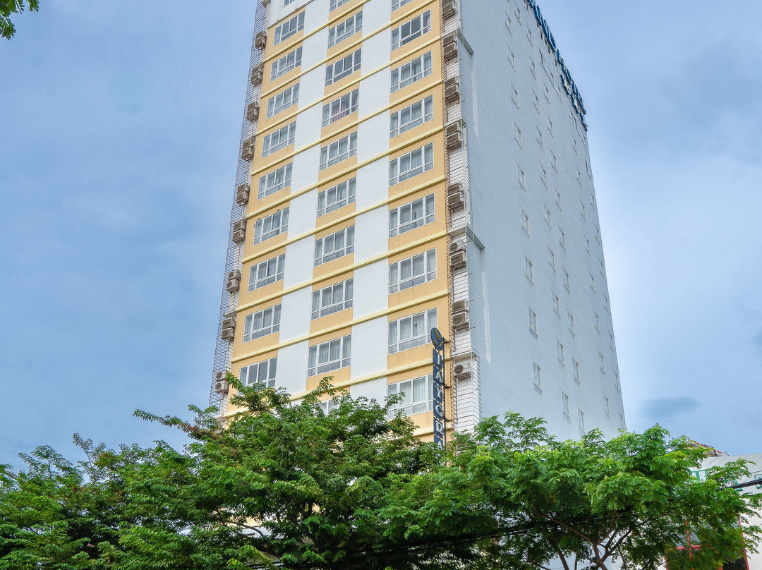 Jay Grand Hotel主图