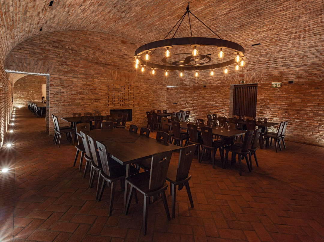 Vinařská stodola (Wine barn) CHÂTEAU VALTICE-Valtice必去景点