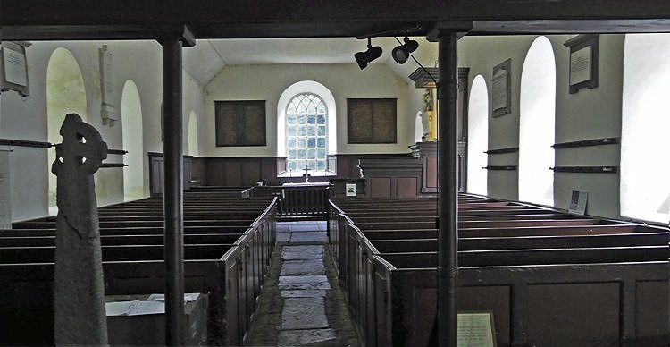 Old Kirk Braddan-Douglas必去景点