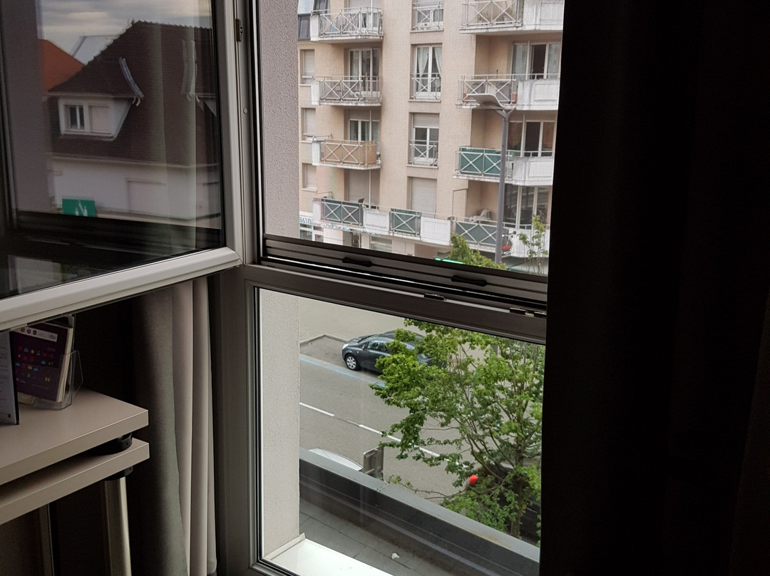 Hotel D'Alsace主图