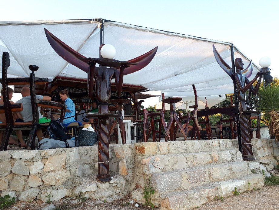 Kokopelli Beach Bar-Simuni必去景点
