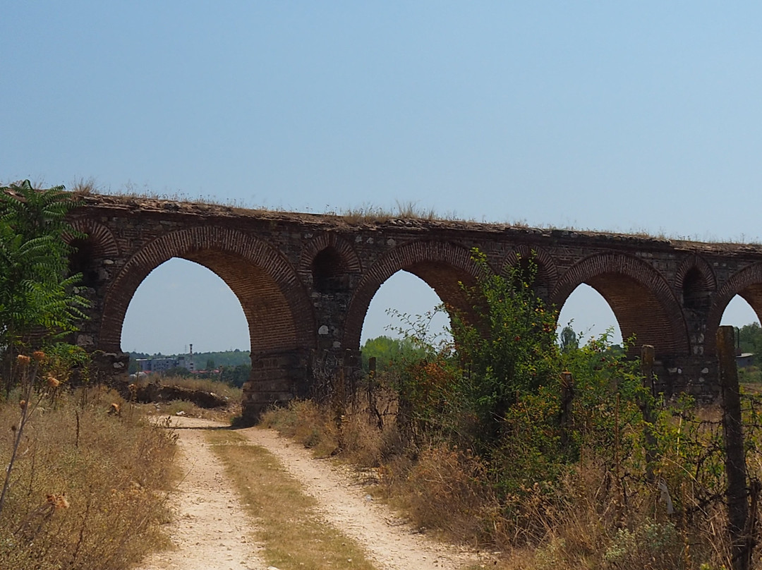 Skopje Aqueduct-斯科普里必去景点