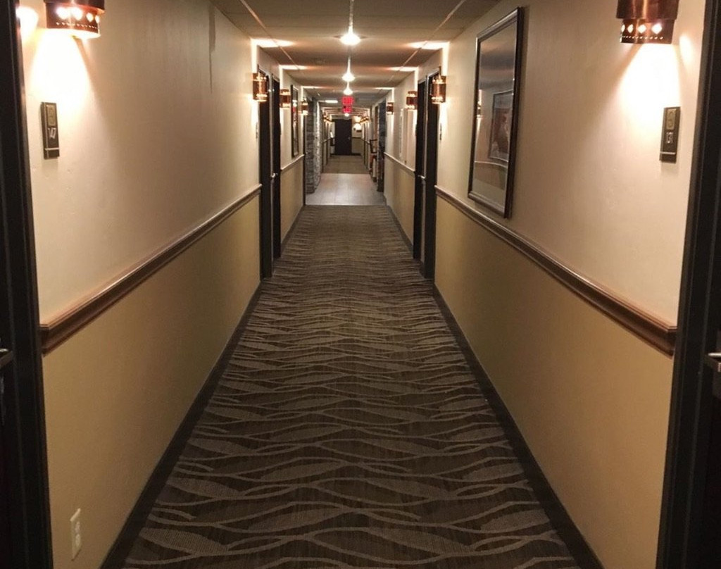 米德维尔酒店主图