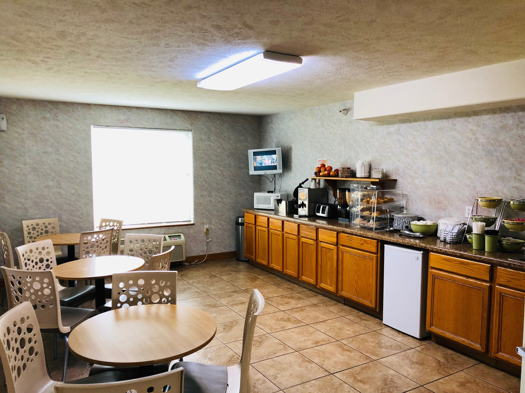 Victorian Inn North Columbus主图