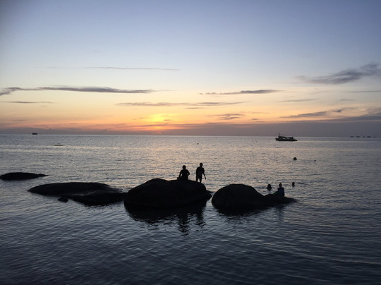 Overthemoon Luxury Pool Villas主图