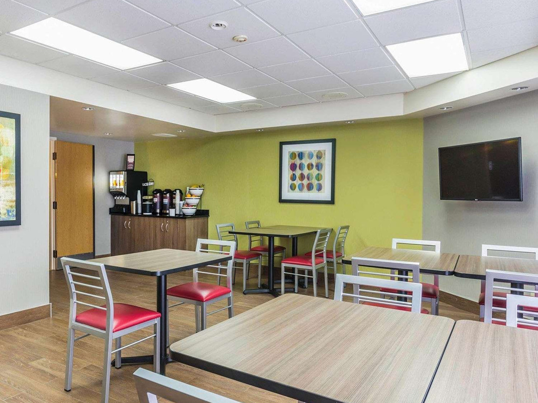 Comfort Inn Thetford Mines主图