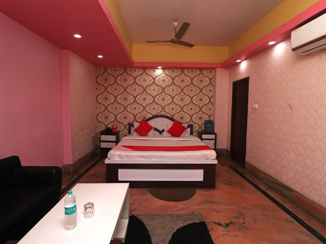 OYO 33444 Hotel Rudra主图