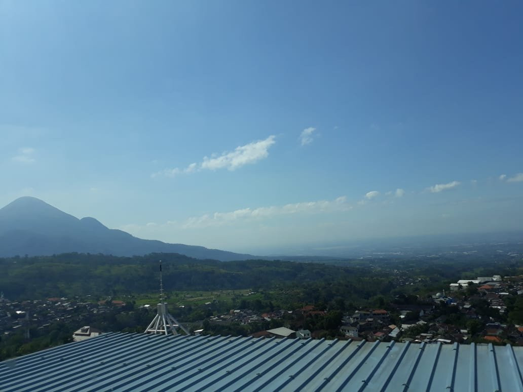 沙努尔皇家酒店主图