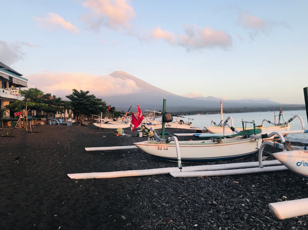 Valomia Beachfront主图