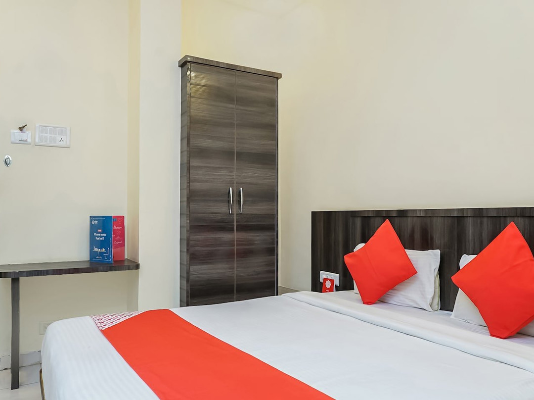 OYO 9064 Hotel Royal Park主图