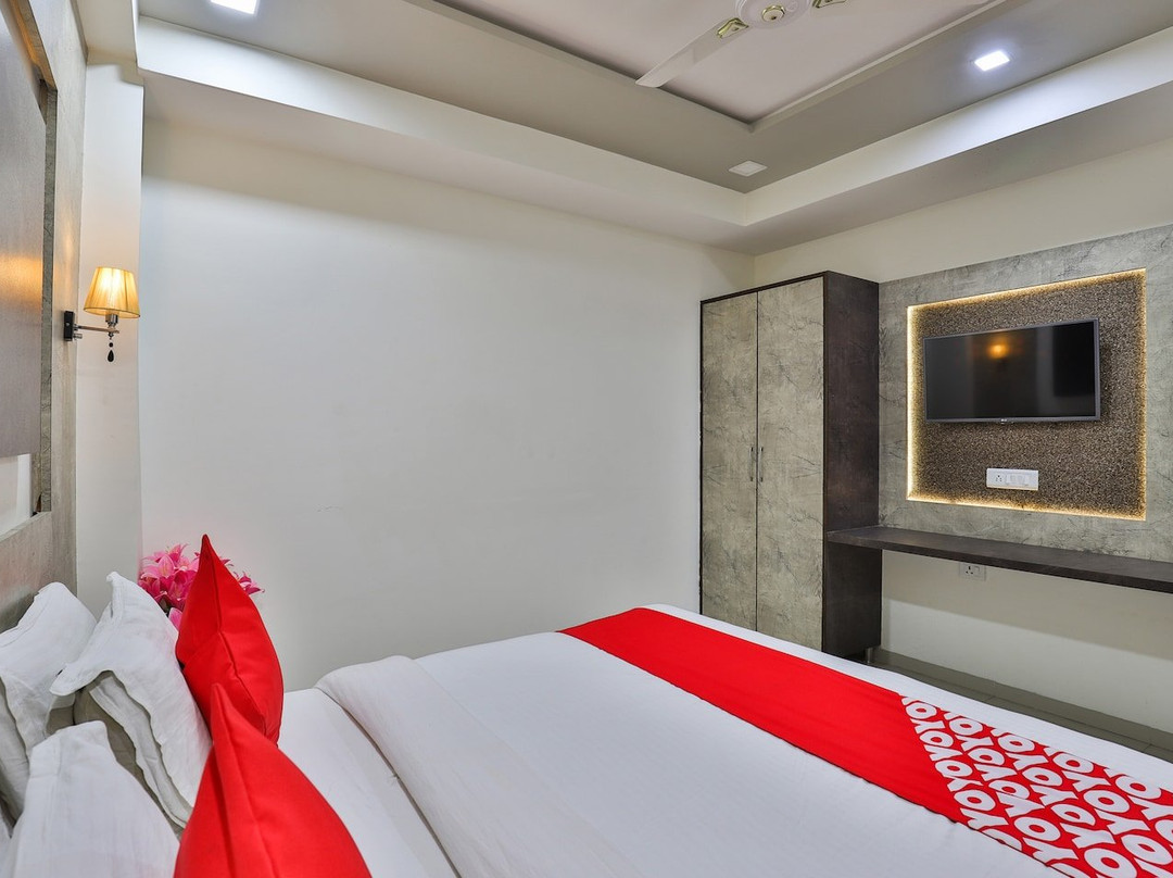 OYO 7557 Hotel Shiv Kunj Exotica主图