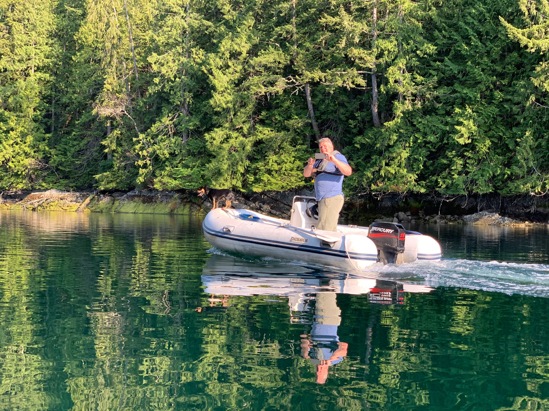 Custom Coastal Charters-Roche Harbor必去景点